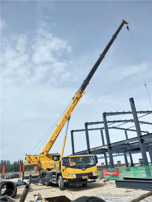 兰陵县超高层建筑钢结构吊装案例